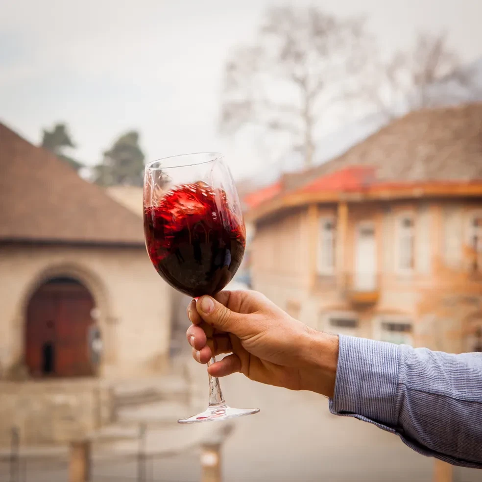 deciphering-the-tears-and-legs-of-wine