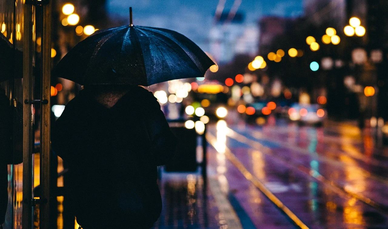 who-knows-it-makes-it-rain