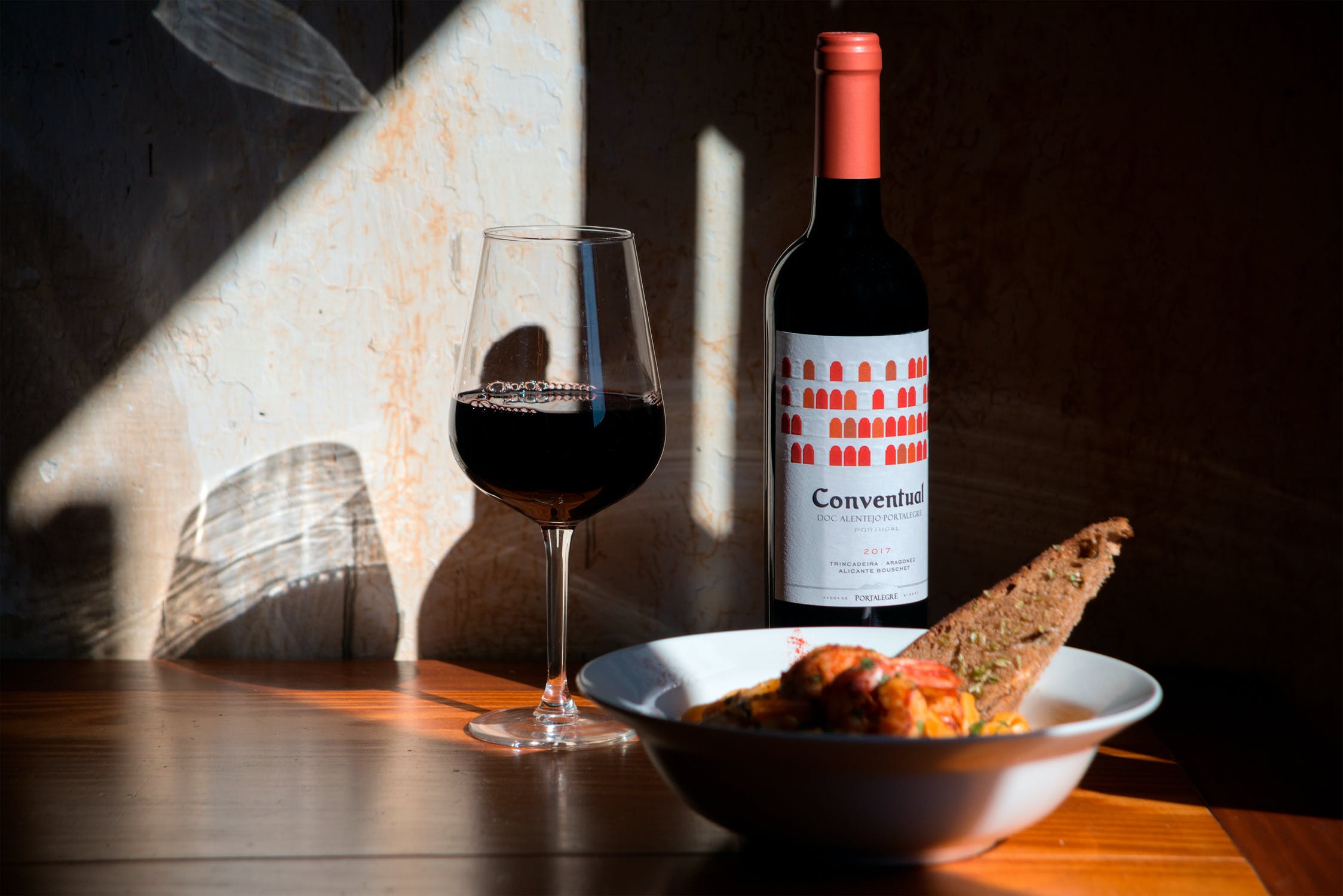 dicas-para-harmonizar-vinho-tinto