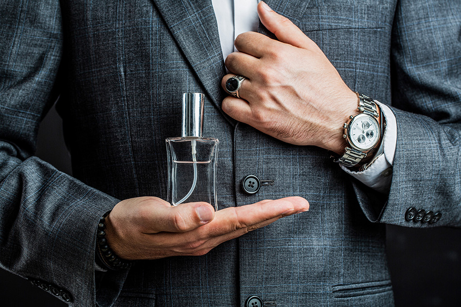 perfume-que-fica-o-guia-para-escolher-uma-fragrancia-de-longa-duracao